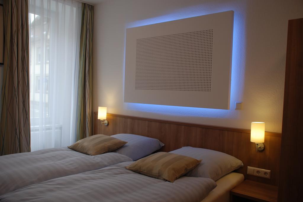 Hotel Rest Inn เบรตเทน ห้อง รูปภาพ